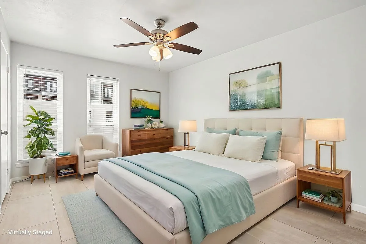 2 bed, 2.0 bath, 1050 sqft, $2,000 — Photo 3