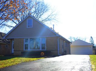 810 Childs St, Wheaton, IL 60187