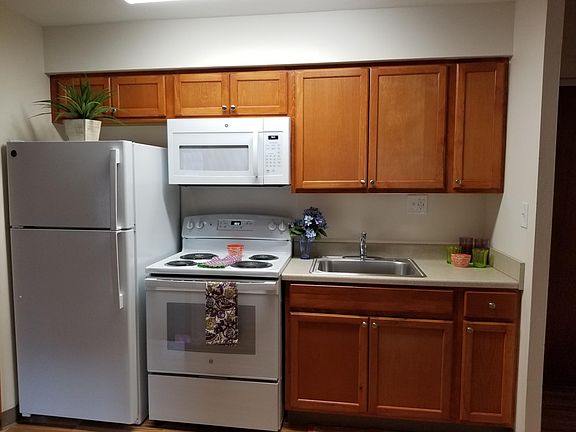 2nd image of 14530 Madison Ave APT 2