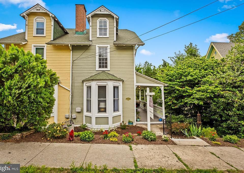 1st image of 1716 Sulgrave Ave