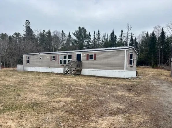 733 State Route 46, Bucksport, ME 04416