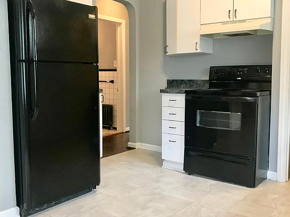 4th image of 20675 Kingsville St