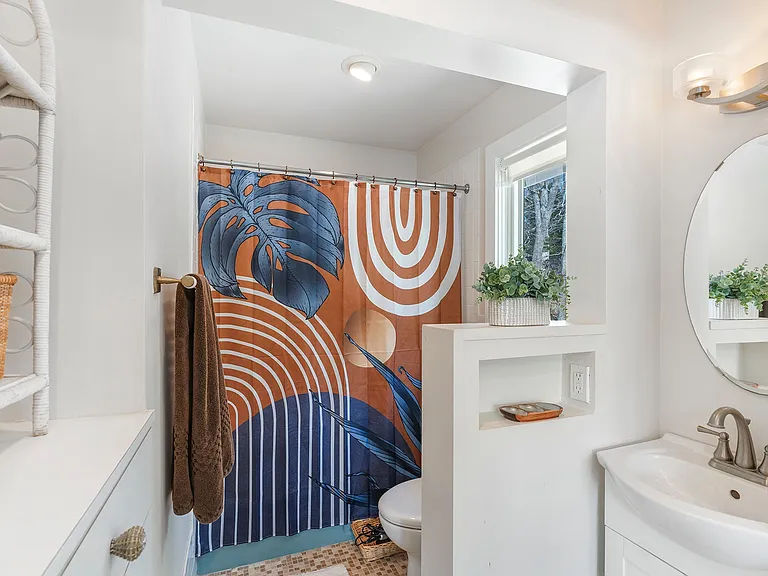123 Windward Rd — Photo 11