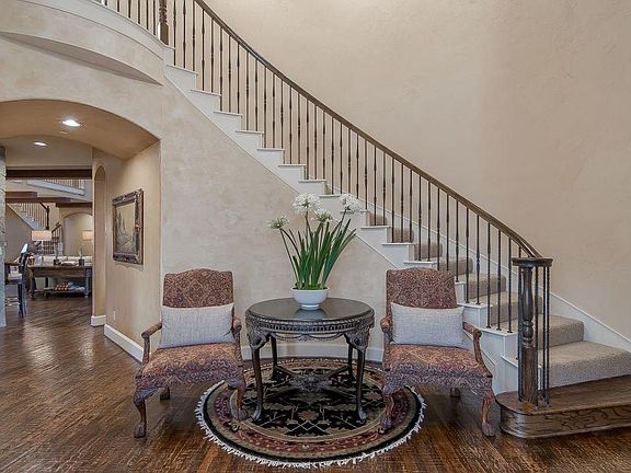 4th image of 500 Stonebrook Dr