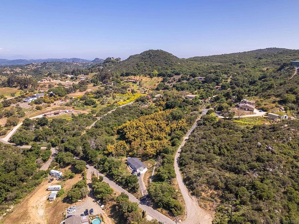 1st image of 12451 Mirar De Valle