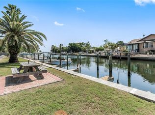 10125 Manatee Ave W APT B3, Bradenton, FL 34209