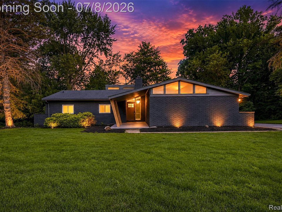 1st image of 4469 Chamberlain Dr