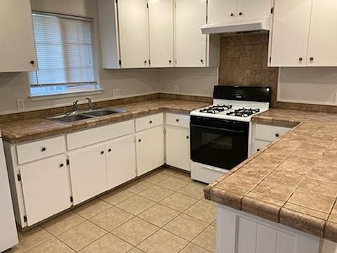 2nd image of 505 2nd St #A
