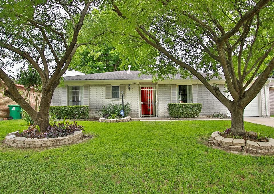 1st image of 9131 Glen Shadow Dr