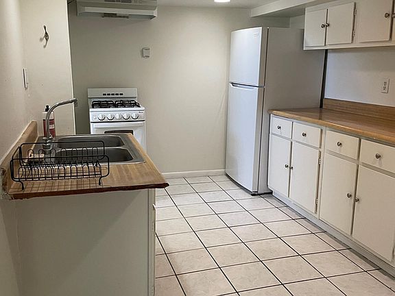 5th image of 1508 E Garfield Ave #A