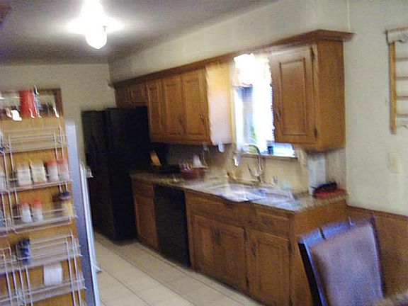 5th image of 9387 Hunters Creek Dr