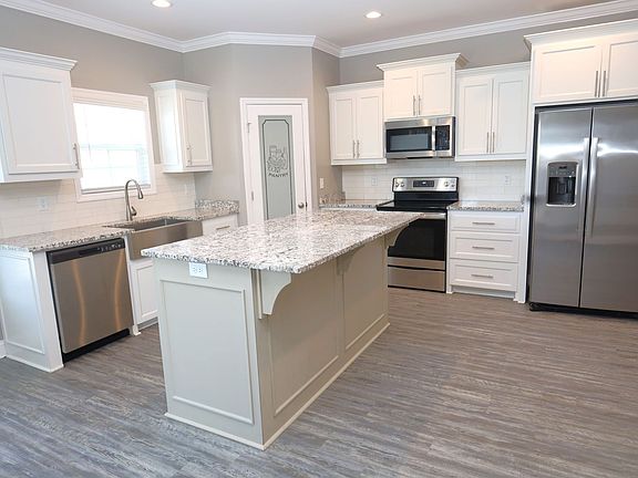 3rd image of 3976 Bettys Pl