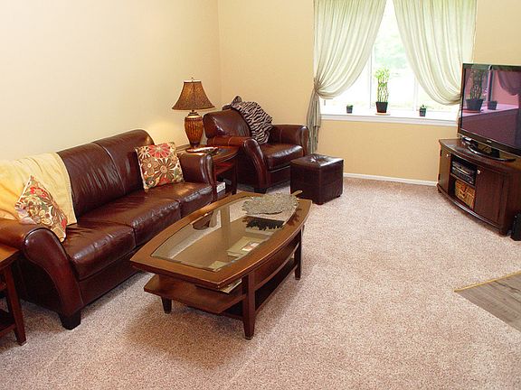 2nd image of 53 Cherrywood Dr