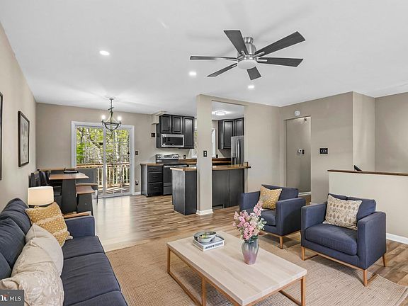 2nd image of 42544 Anne Ct