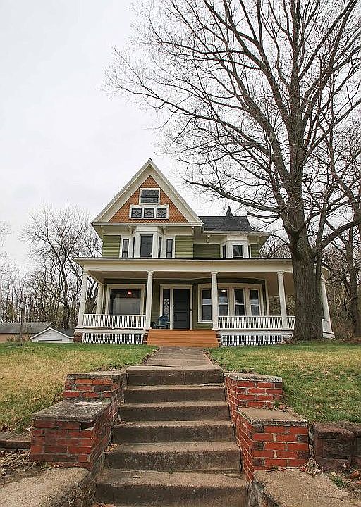 313 S Main St, Necedah, WI 54646 Zillow