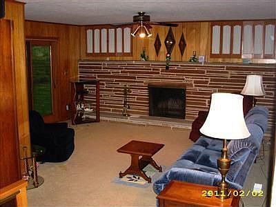 2nd image of 1063 E Dartmoor Ave