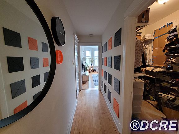 3rd image of 2061 N Hoyne Ave APT 3