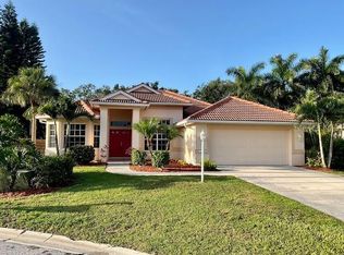 4492 Golden Lake Dr, Sarasota, FL 34233