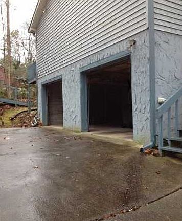 5th image of 3998 Rock Mill Dr