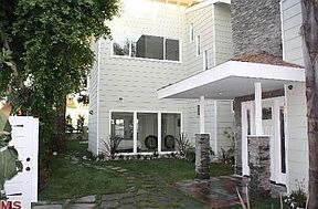 2nd image of 795 Los Altos Ave