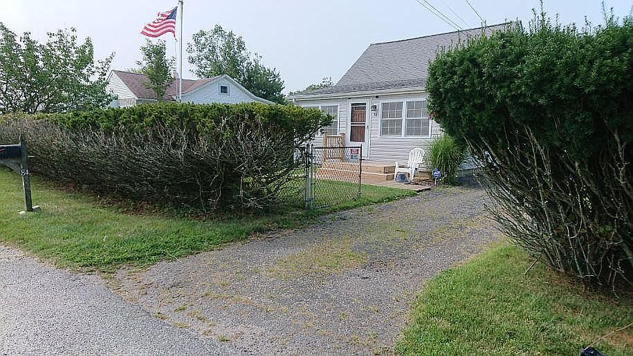 1st image of 84 Bayview Dr