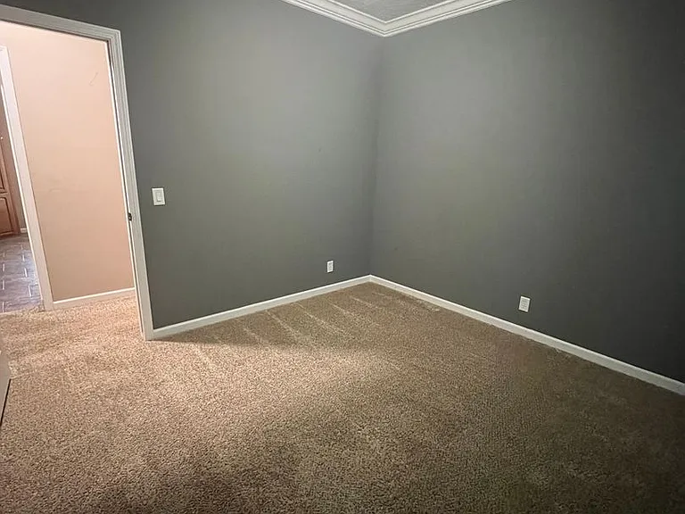 158 Spring Rd — Photo 15