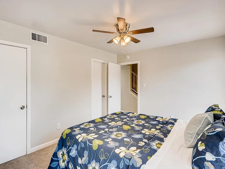 822 Sahara Ave #B — Photo 15