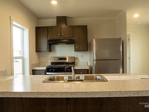 5th image of 684 SE 10th St #25
