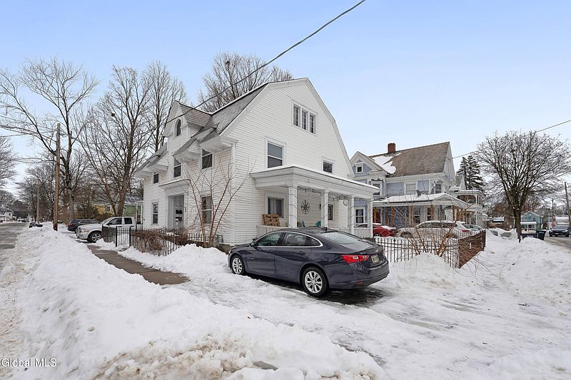 3rd image of 2 Cherry Street