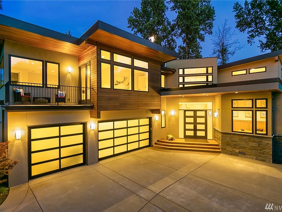 1st image of 8035 NE 25th St