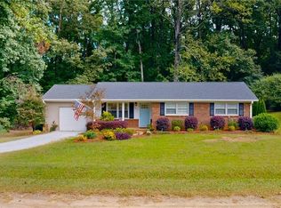 9477 Morton Dr, Kernersville, NC 27284