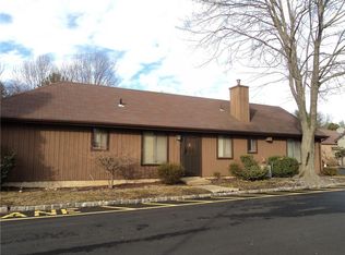 32 Whittney Ct #32, East Brunswick, NJ 08816