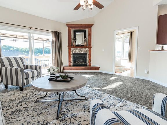 5806 Oswago Circle10