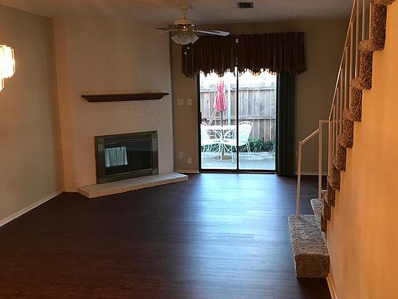 2nd image of 212 Samuel Blvd APT 1