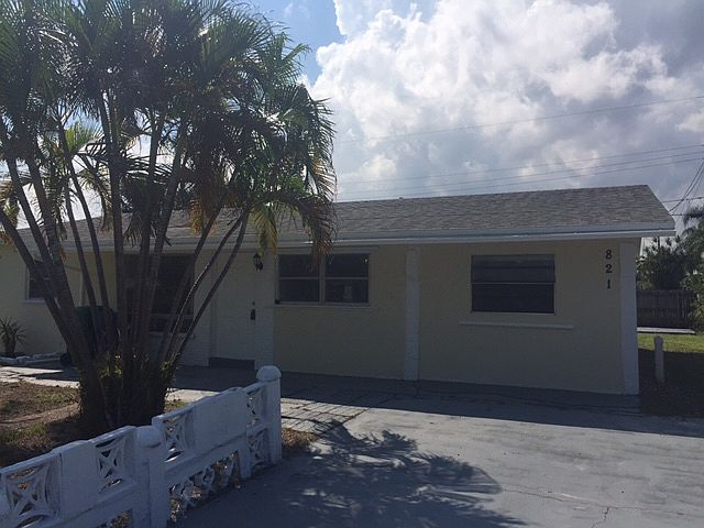 1st image of 821 NW 33rd Ter