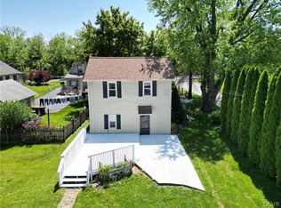 12 West St, Nazareth, PA 18064