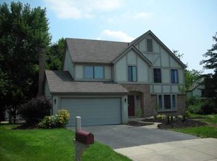 216 Old Spring Ln, Dublin, OH 43017