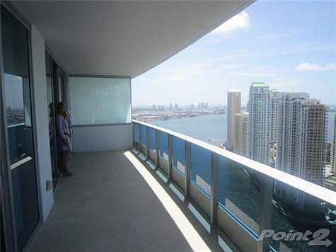 5th image of 200 Biscayne Blvd #3806