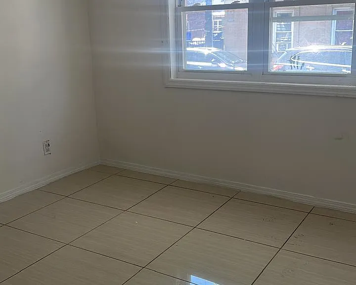 6 Adams St #1 — Photo 8