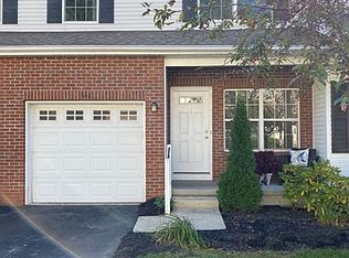 661 Grove Cir, Columbus, OH 43230