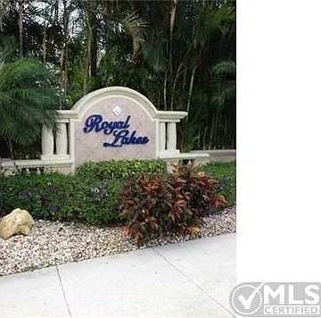 2nd image of 5803 Royal Club Dr