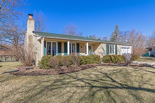 1st image of 408 Redwood Ln