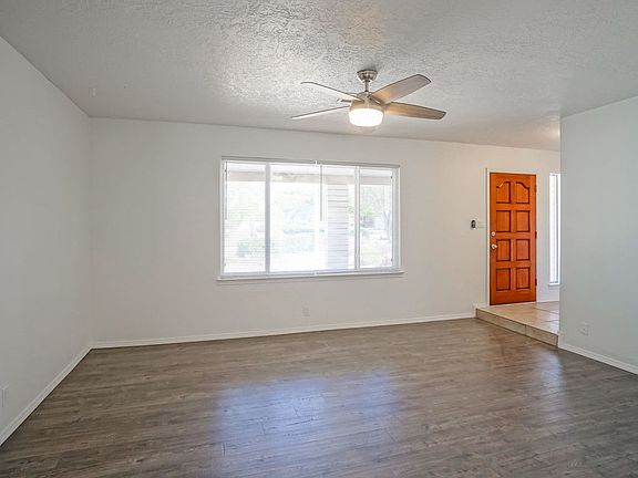 4th image of 7204 Orphelia Ave NE