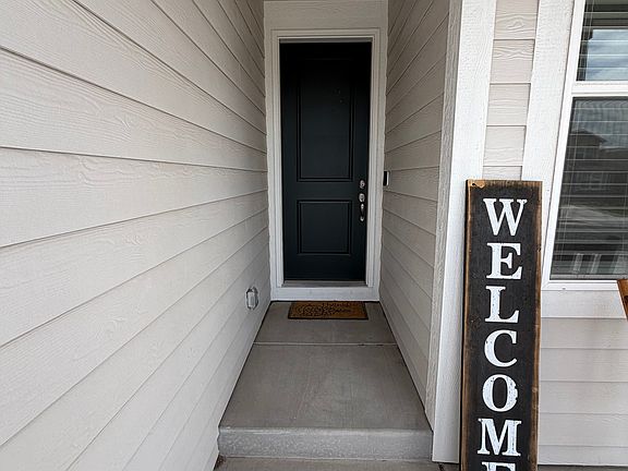 3rd image of 8053 Yellowleaf Pl