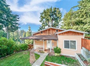 1541 Marine Dr #B, Bremerton, WA 98312