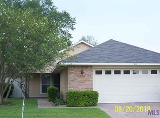 1812 Myrtle Ridge Dr, Baton Rouge, LA 70816
