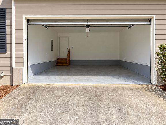 3rd image of 304 Westmoreland Rd