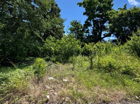 410 N 1st St, McAlester, OK 74501