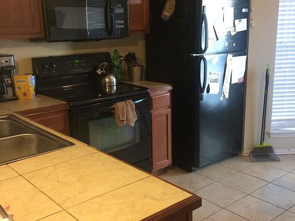 5th image of 597 E Miracle Dr APT 4