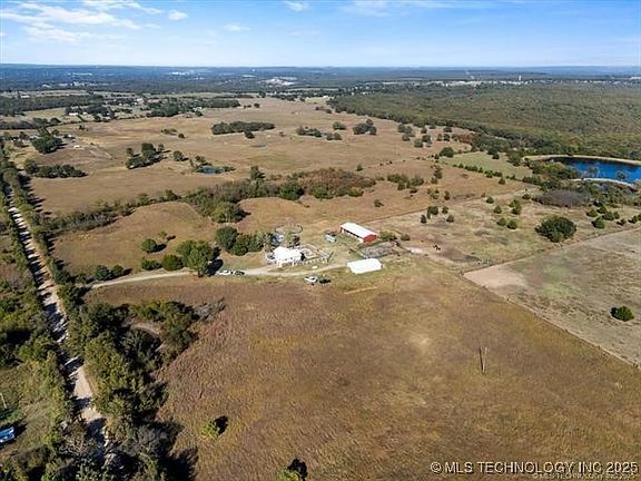 4th image of 32850 S 210th Rd